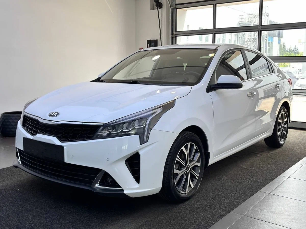 Купить KIA Rio в вашем городе