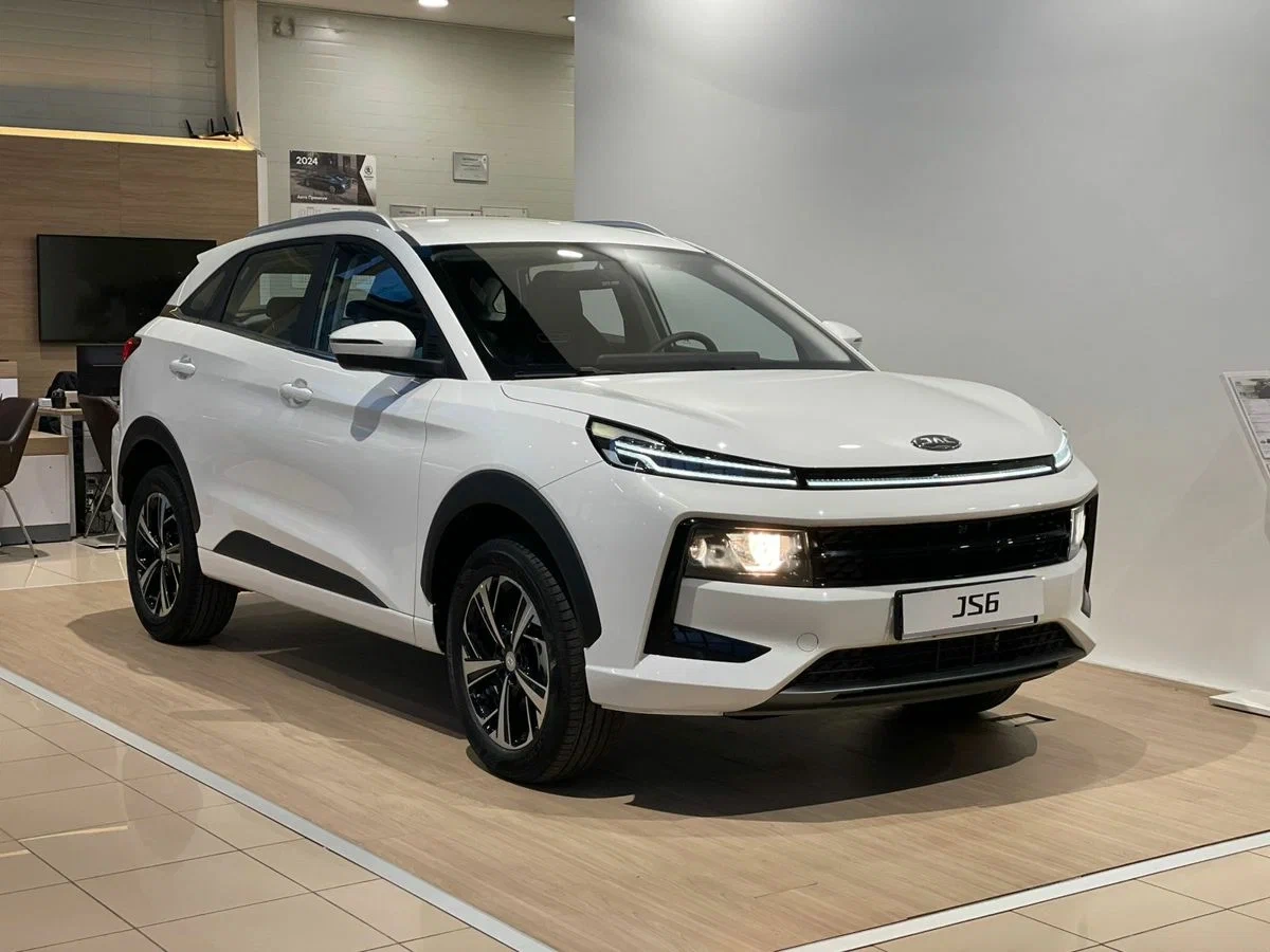 Купить Jac JS6 в вашем городе